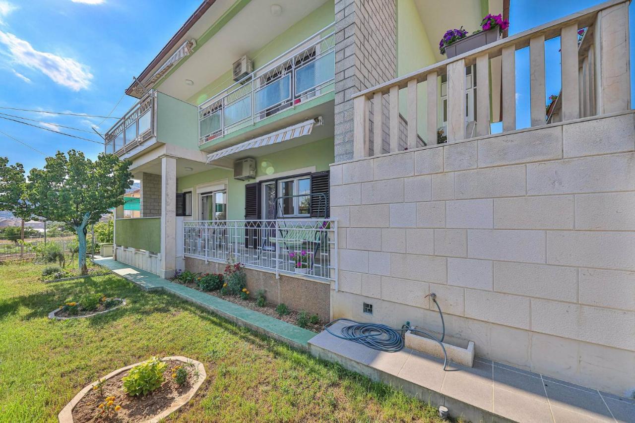 Apartment In Trogir 7406 Exterior photo