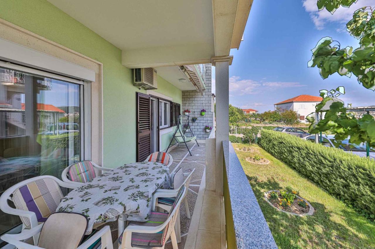 Apartment In Trogir 7406 Exterior photo