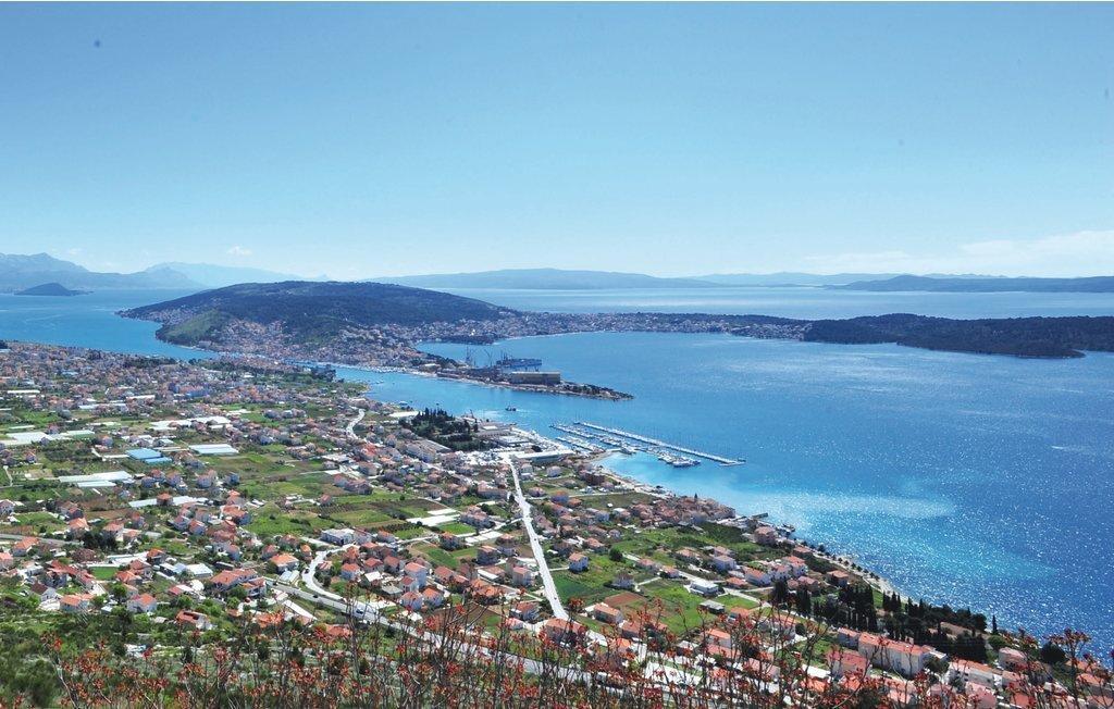Apartment In Trogir 7406 Room photo